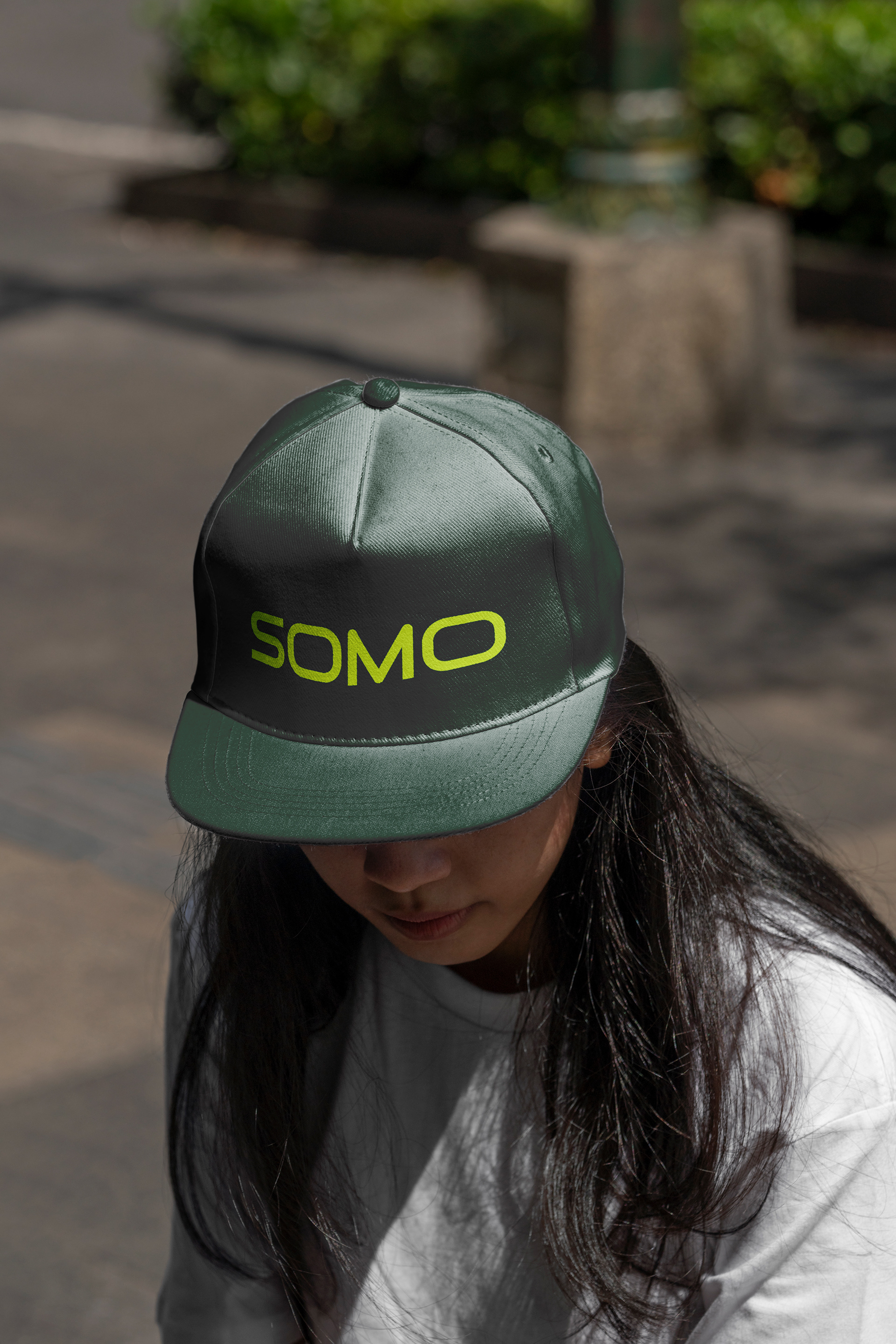 Boné bordado com o logotipo Somo
